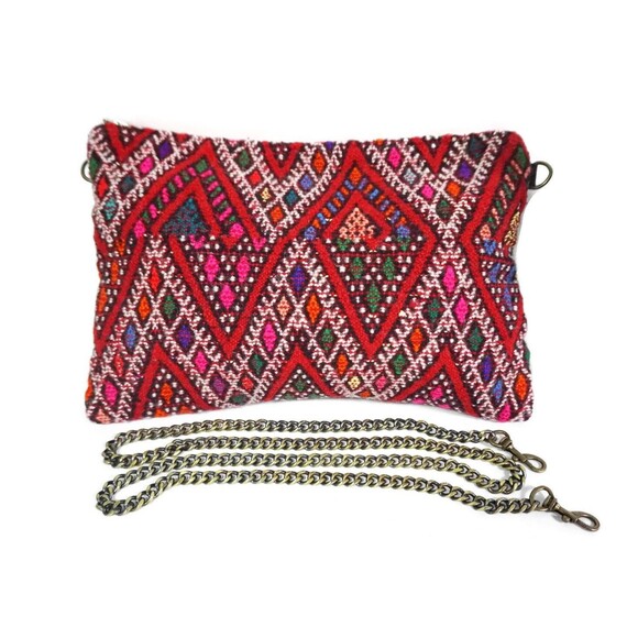 Vintage Kilim Clutch Bag: Moroccan Handmade Crossbody Purse - Picture 1 of 8